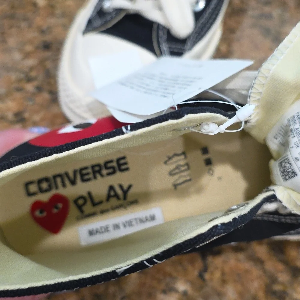 NWT Converse X Comme des Garcons Play Chuck Taylor 70 - SZ W9/M7 - Picture 9 of 9